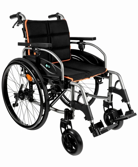 Aktivní odlehčený invalidní vozík Cruiser Active 3
