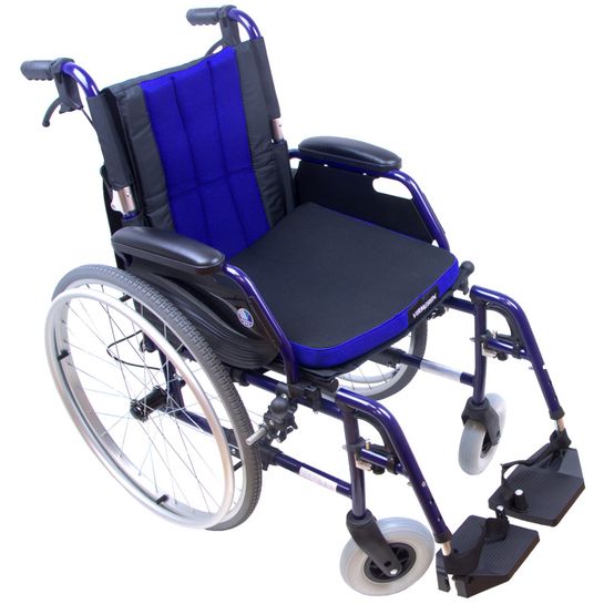 Invalidní vozík mechanický Vermeiren JAZZ Light SB69