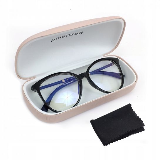 Stylové brýle s antireflexními skly na PC